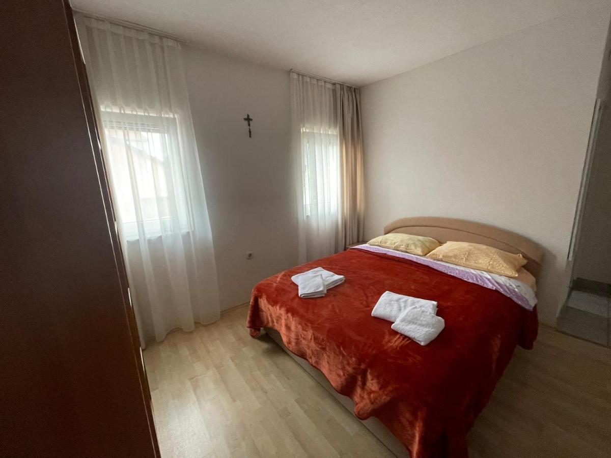 Maca I Ante Pavlovic Bed & Breakfast Medjugorje Exterior photo